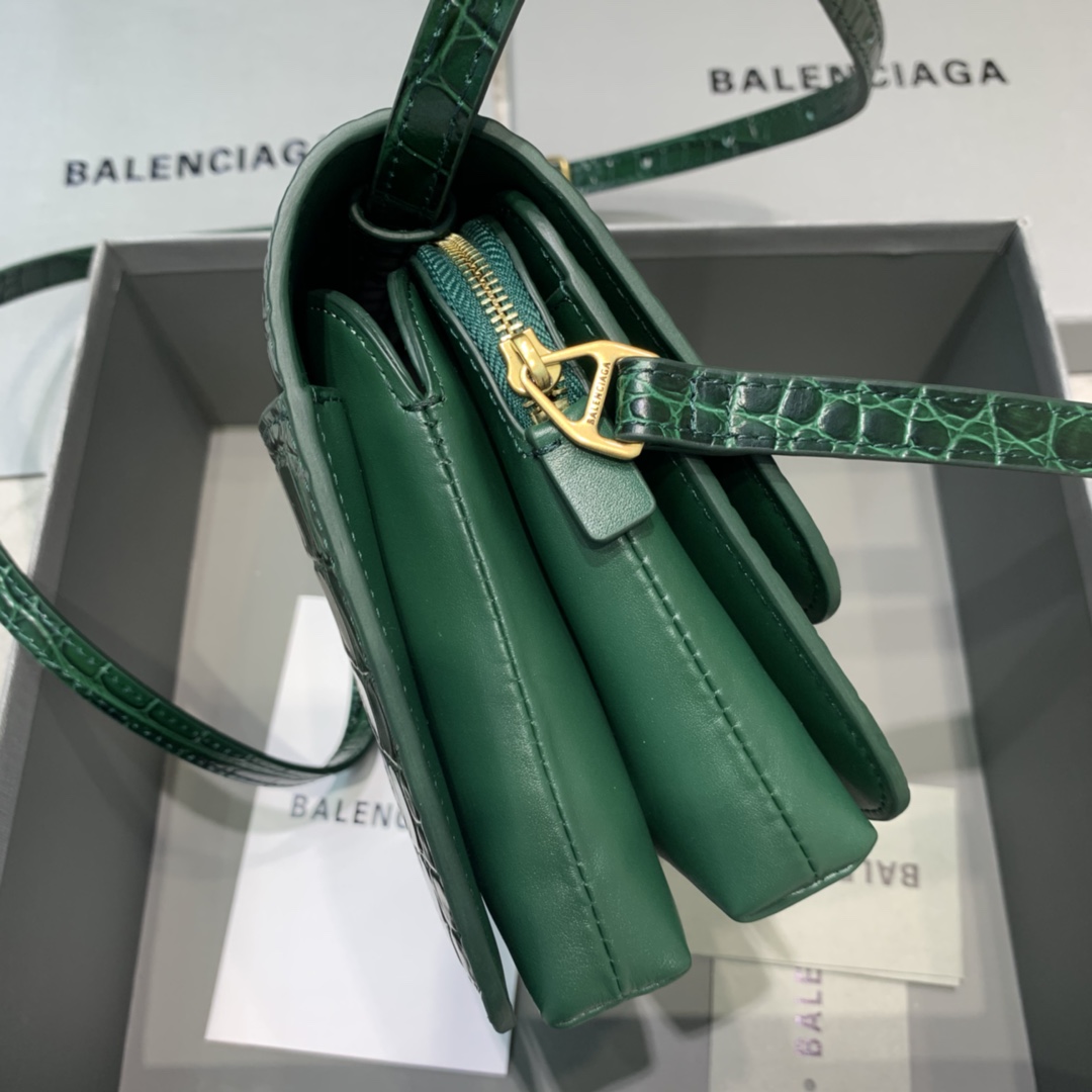 Balenciaga Small Woc Crocodile Embossed Shoulder Bag Green